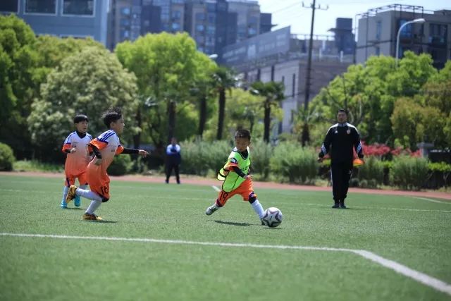 孙铭徽23+9广厦胜广东 吴前17分浙江胜山西
