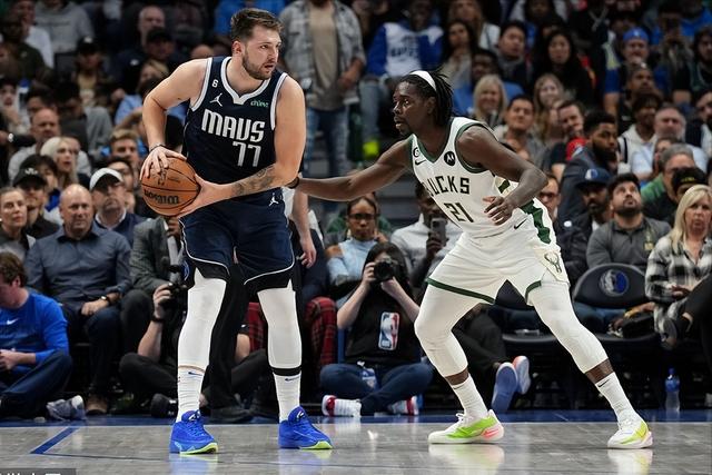 杜兰特31分太阳胜爵士3连胜 魔术送马刺6连败