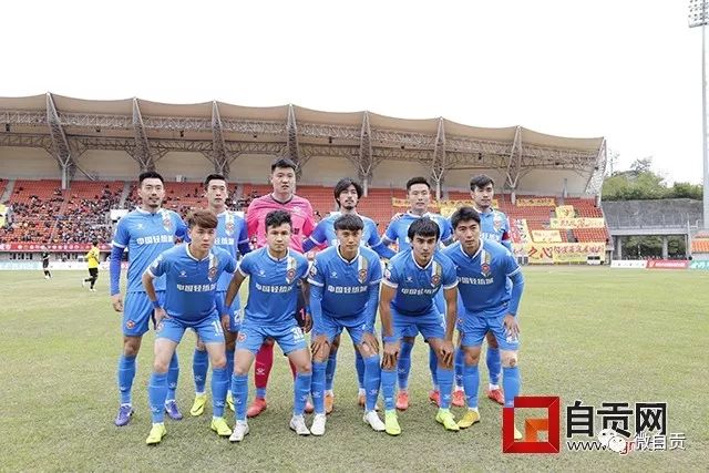 申京32+14火箭险胜灰熊 独行侠逆转力克开拓者