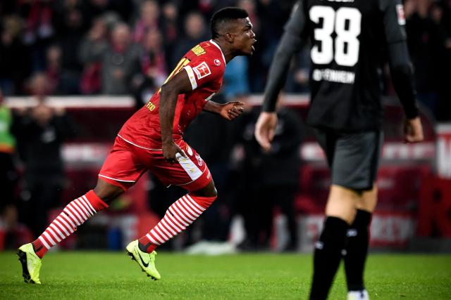 西媒：皇马球探抱怨500欧月薪太低